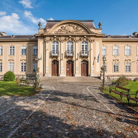 Pegazus Apartman Keszthely Ngoại thất bức ảnh